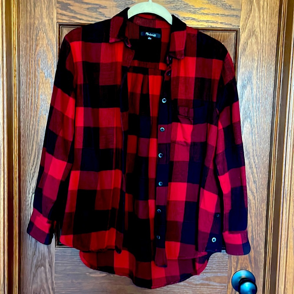Madewell plaid button down shirt